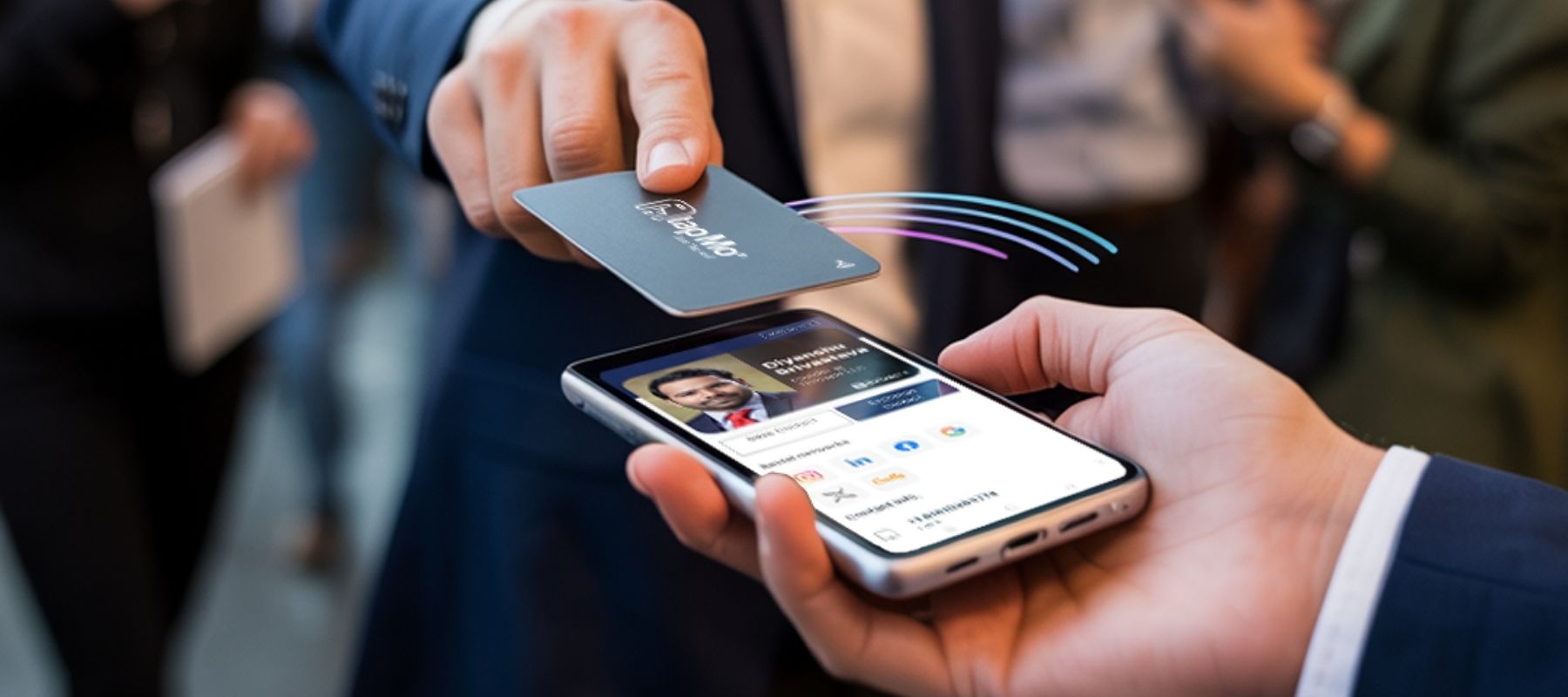 tapfolio Metal NFC Card vs Mobile Apps – What’s Better for Modern Networking?